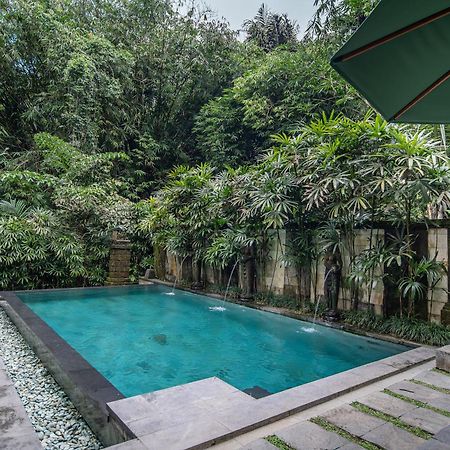 D'Legon Luxury Villas Ubud Exterior foto